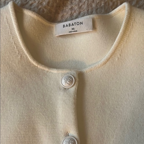 Aritzia Cardigan - Picture 3 of 3